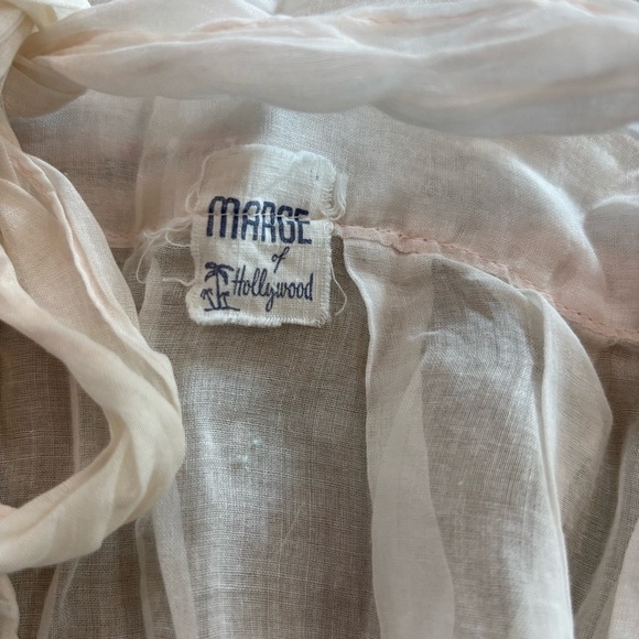 VINTAGE SHEER WHITE COTTON APRON~POCKET~PINK EYELET TRIM~MARGE OF HOLLYWOOD - Picture 8 of 12